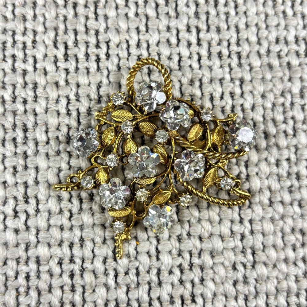1950s Margarita Gold Clear Crystal Rhinestone Floral Spray Flower Brooch‎ Pin